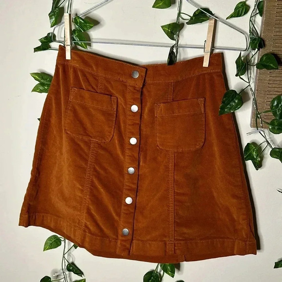 Urban Outfitters Dresses & Skirts - Urban Outfitters Corduroy Style Button Down Skirt